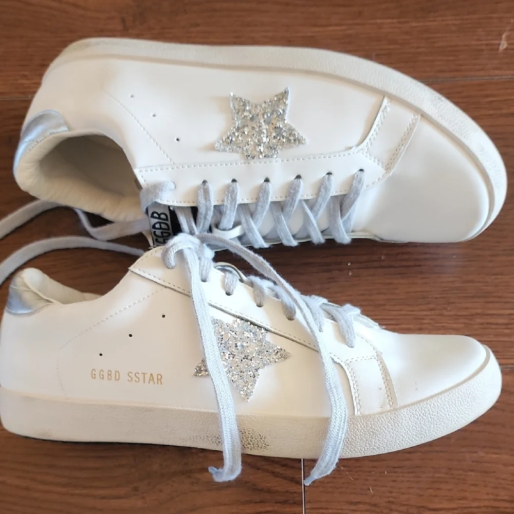 Golden Goose White and Silver Casual Sneakers - Picture 3 of 6